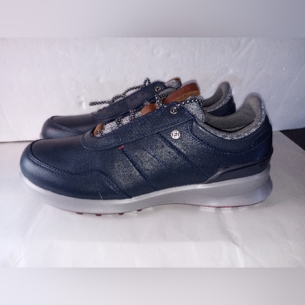 Footjoy FJ Stratos Spikeless Men’s Size 9.5M Navy Blue Golf Shoes 50043